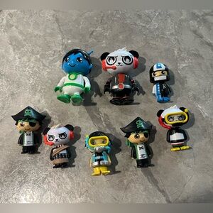 Ryan’s World Action Figure Set(8)